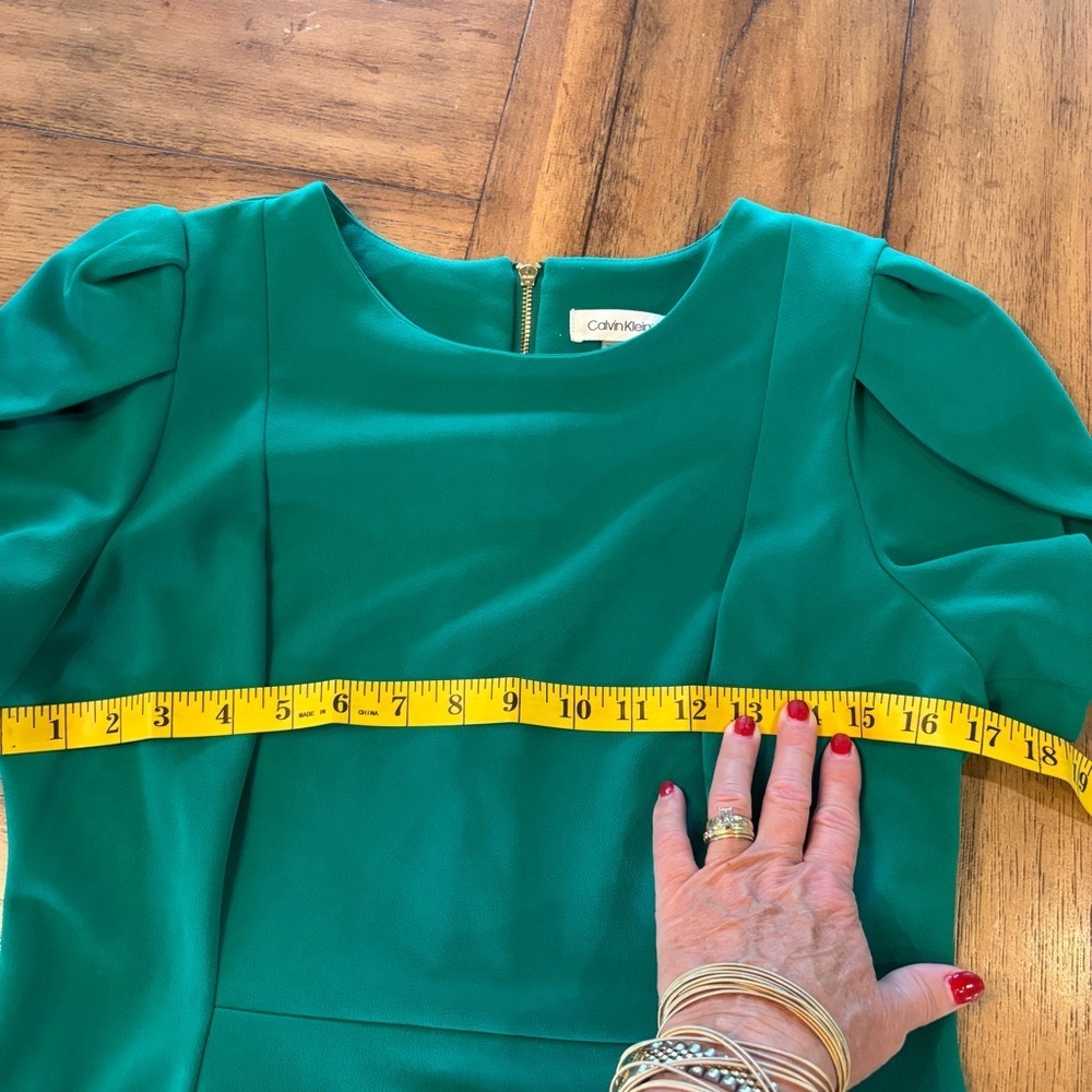 Calvin Klein Scuba Crepe Short Petal Sleeve Crew Neck Sheath Dress, size 10 - Picture 4 of 16